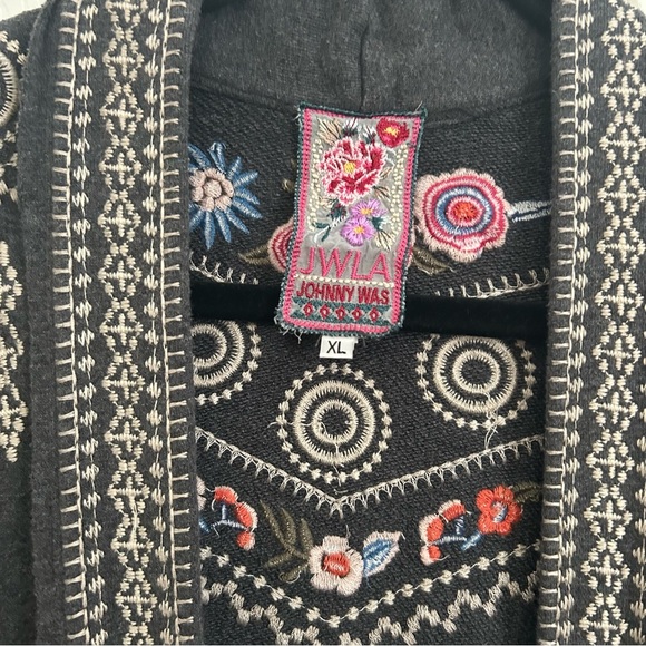 Johnny Was Embroidered Floral Sleeveless Duster | Size XL - Picture 2 of 9